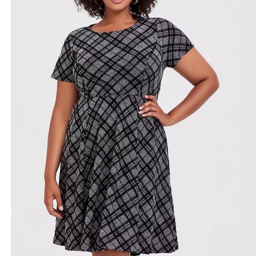 Torrid Grey Black Plaid Sweater Knit Skater Dress Size 0 L